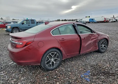 2017 Buick Regal Sport Touring z USA, uszkodzony, nr VIN 2G4GL5EX2H9136409